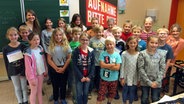 Die Schüler der Klasse 4a der Grundschule Kuddewörde © NDR Foto: Janine Lüttmann