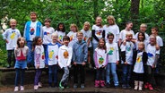 Gruppenbild der Schüler der Klasse JÜL C der Waldschule Bad Bevensen © NDR Foto: Florian Jacobsen