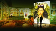 Besucher in der Ausstellung "Viva Frida Kahlo" © Alegria Exhibition 