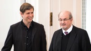 Daniel Kehlmann (links) und Salman Rushdie © picture alliance/dpa Foto: Bernd von Jutrczenka