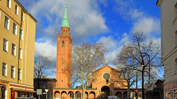 Die St.-Johannis-Kirche in Berlin Die St.-Johannis-Kirche in Berlin © imago