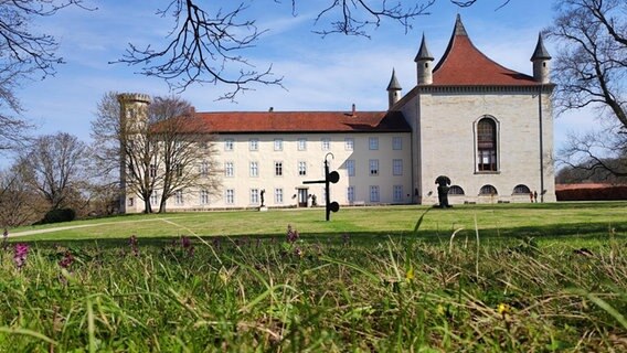 Schloss Derneburg von außen © NDR.de/ Svenja Estner Foto: Svenja Estner