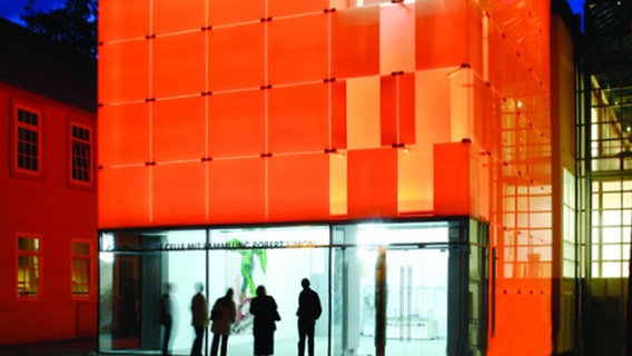 ...and sometimes the Seal Museum of Art shines in orange.  © Sil Art Museum 
