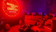 Besucher im Berghain © LAS Art Foundation 