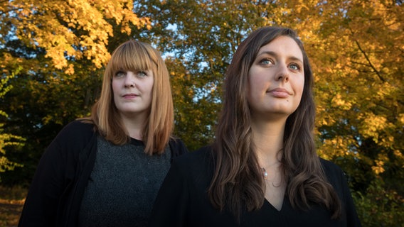 Pia Lamberty und Katharina Nocun Pia Lamberty und Katharina Nocun © Gordon Welters