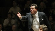 Dirigent Christian Thielemann  bei der Arbeit. © picture alliance / ZB Foto: Claudia Esch-Kenkel
