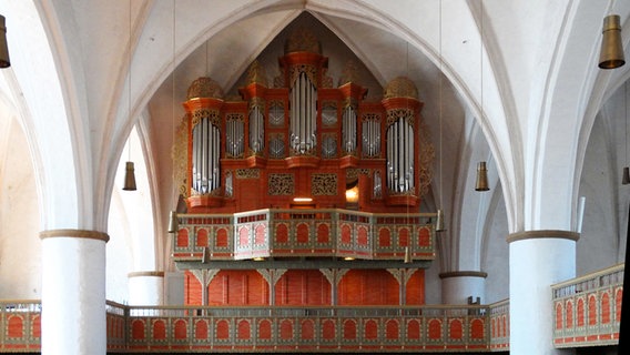 Die Schnitger-Orgel in der Kirche von Ganderkesee © NDR 