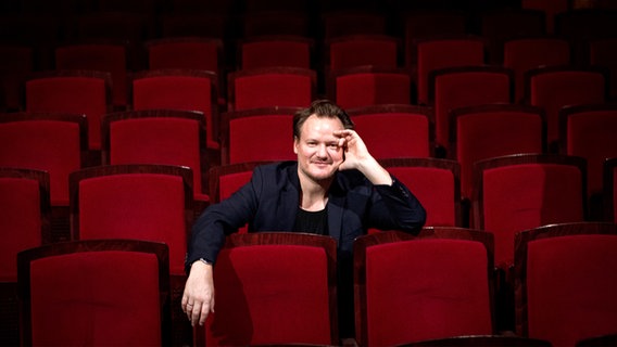 Der designierte Generalmusikdirektor der Neubrandenburger Philharmonie  Daniel Geiss © Privat 