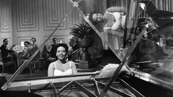 Die Musikerin Hazel Scott © picture alliance / Glasshouse Images Foto: Glasshouse Images