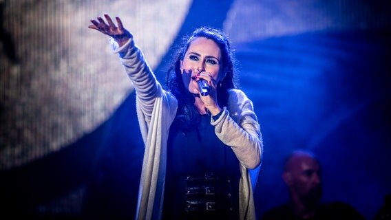 Within Temptation auf dem M'era Luna Festival in Hildesheim 2019.  Foto: Benjamin Hüllenkremer