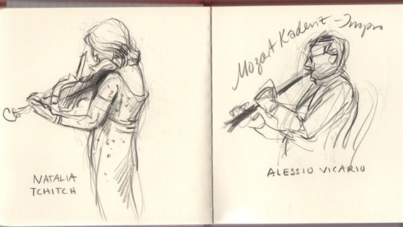 Natalia Tchitch an der Viola und Alessio Vicario an der Klarinette beim SHMF-Konzert in Itzehoe - Zeichnung der Illustratorin Marion von Oppeln Natalia Tchitch an der Viola und Alessio Vicario an der Klarinette beim SHMF-Konzert in Itzehoe - Zeichnung der Illustratorin Marion von Oppeln © Marion von Oppeln