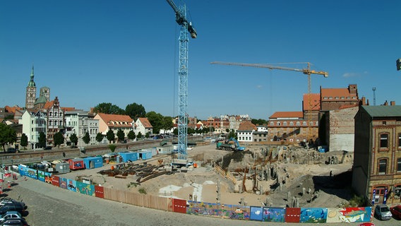 Baustelle des Ozeaneums in Stralsund 2006  Foto: C. Rödel
