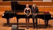 Linnéa Benson und Elias Kollath auf der Bühne © Jugend Musiziert/Erich Malter Foto: Erich Malter