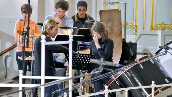 Eric Whitacre beim Konzert im Hamburger Michel © NDR, Ulrike Henningsen 