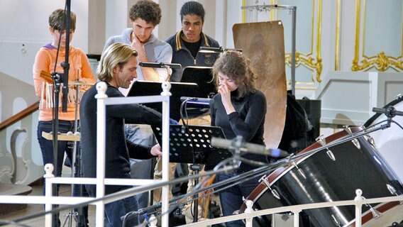 Eric Whitacre beim Konzert im Hamburger Michel  