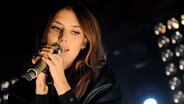 Lykke Li bei einem Konzert in Berlin © picture alliance / dpa Foto: Britta Pedersen