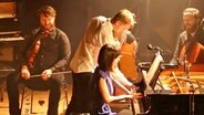 Alice Sara Ott und Olafur Arnalds im Konzert © NDR.de 