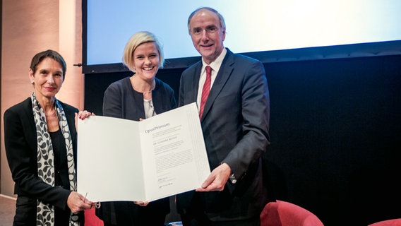 Susanne Muhle erhält den Opus Primum Förderpreis der Volkswagenstiftung © NDR Foto: Isabelle Hannemann