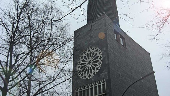 St. Nikolai Kirche in Hamburg-Harvestehude © NDR Online Foto: Guido Pauling