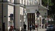 Aussenansicht vom Thalia Theater in Hamburg © imago/imagebroker 