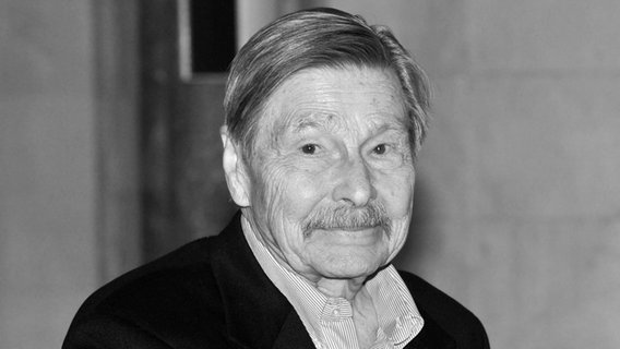 Der in Flensburg geborene Schauspieler Rolf Boysen (1920 - 2014) © picture-alliance / dpa Foto: Peter Kneffel