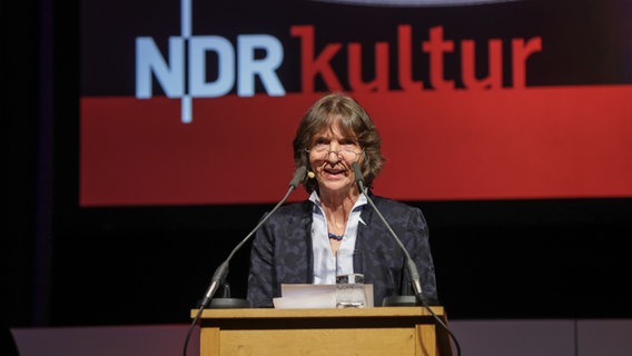 Aleida Assmann auf der NDR Kultur Sachbuchpreis-Gala © NDR Foto: Axel Herzig