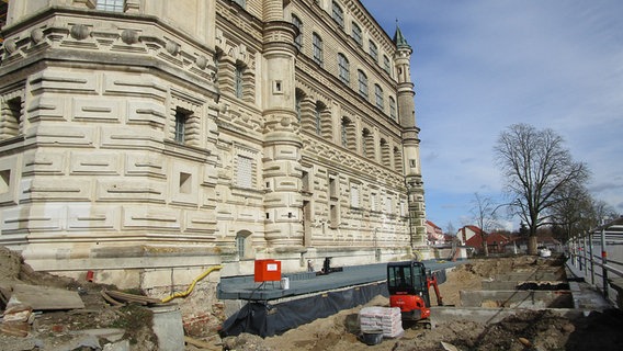 Südseite des Güstrower Schlosses © NDR Foto: Axel Seitz