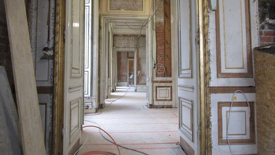 Die Baustelle im Westflügel des Schloss Ludwigslust. © NDR Foto: Axel Seitz