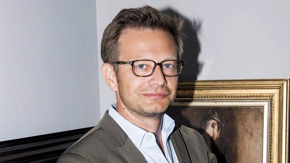 Der Journalist, Schriftsteller und Kunsthistoriker Florian Illies im Porträt. © SWR/Franziska Sinn Foto: Franziska Sinn