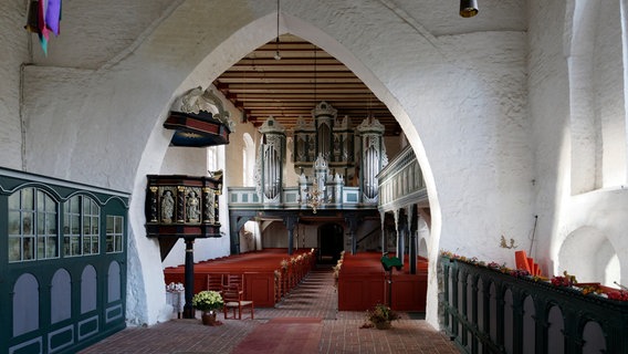 Die mittelalterliche St. Mauritiuskirche in Oederquart © Hans-Heinrich Raab Foto: Hans-Heinrich Raab