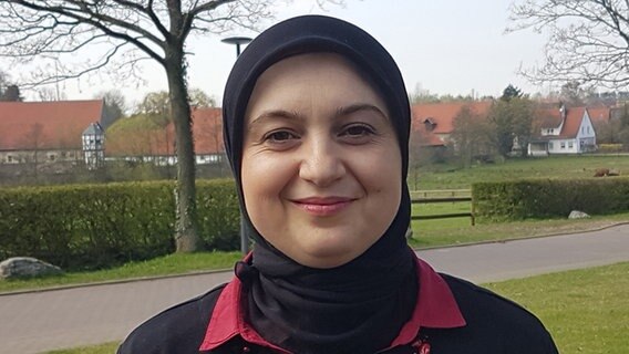 Nermina Idriz, Bildungs- und Sozialreferentin in der Islamischen Gemeinde Penzberg © NDR Foto: Ita Niehaus