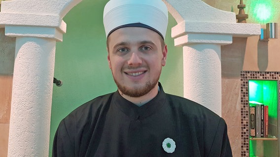 Ajdin Suljakovic, Imam der Saraj-Bosna-Gemeinde in Osnabrück. © keine rechtlichen Beschränkungen 