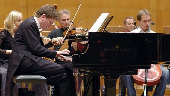 Olli Mustonen bei einem Konzert der Kölner Philharmonie © picture-alliance/dpa 