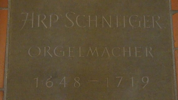 Schnitgers Grab in der Kirche von Neuenfelde © Hans-Heinrich Raab Foto: Hans-Heinrich Raab
