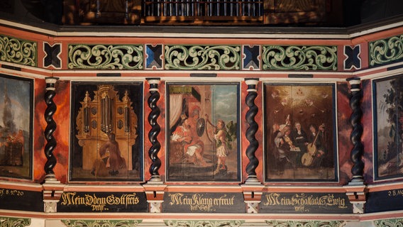 Die Orgelempore in Schnitgers Taufkirche in Golzwarden © Arp Schnitger Gesellschaft e. V. 
