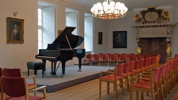 Rittersaal im Husumer Schloss. © Raritäten der Klaviermusik 