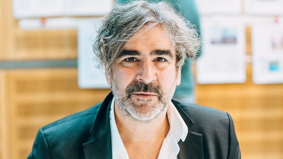 Deniz Yücel © picture alliance/dpa/Welt Foto: Marlene Gawrisch