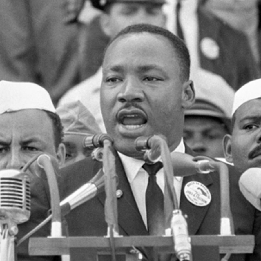 Martin Luther King Jr. hält seine Rede am Lincoln Memorial in Washington DC © AP 