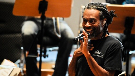 Bobby McFerrin spielt mit der NDR Bigband, Proben am 7. Juli 2008 © Marco Maas/fotografirma.de Foto: Marco Maas/fotografirma.de