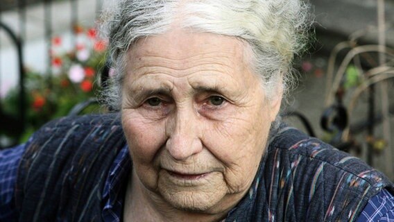 Autorin und Literaturnobelpreisträgerin Doris Lessing © picture-alliance/ dpa Foto: PA Green 5232134