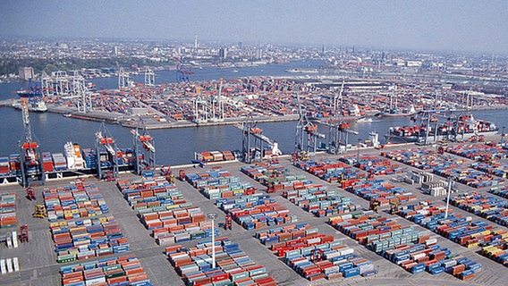 Containerterminals in Hamburg-Waltershof © Hafen Hamburg Marketing e.V./ Achim Sperber 