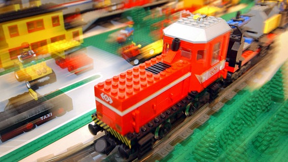 Lego Eisenbahn Lego Eisenbahn © picture-alliance/ZB Foto: Jan-Peter Kasper