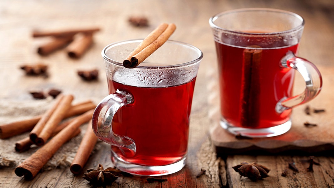 Rezepte für Glühwein, Punsch &amp; Co | NDR.de - Ratgeber - Kochen - Rezept ...