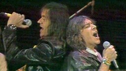 Udo Lindenberg (li.) und Eric Burdon auf der Bühne bei der "Rock-Revue '79". Udo Lindenberg (li.) und Eric Burdon auf der Bühne bei der "Rock-Revue '79". © Udo Lindenberg