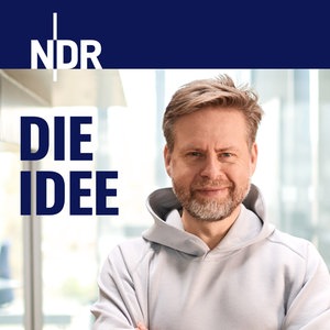 Neben Norbert Grundei wird der Schriftzug "Die Idee" gezeigt. © NDR Foto: Hendrik Lüders 