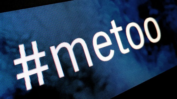 Ein Screenshot mit der Aufschrift #metoo © fotolia.com / Screenshot NDR Foto: SFotolEdhar
