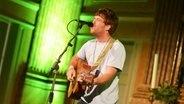Benjamin Francis Leftwich in der St. Pauli Kirche © NDR Foto: Marco Maas