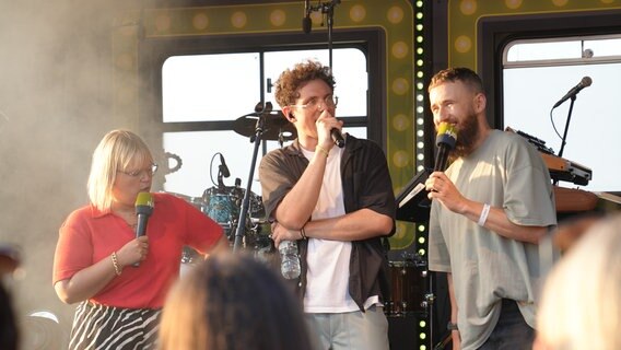Moshow Tour Schwerin © Jonny Thumb NDR 