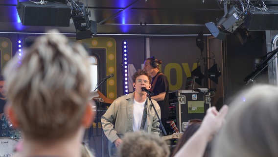 Tag drei der Welttournee durch Norddeutschland in Oldenburg! © Jonny Thumb NDR 