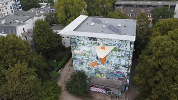 Der Florabunker aus der Vogelperspektive © NDR/screenshot Foto: NDR/screenshot